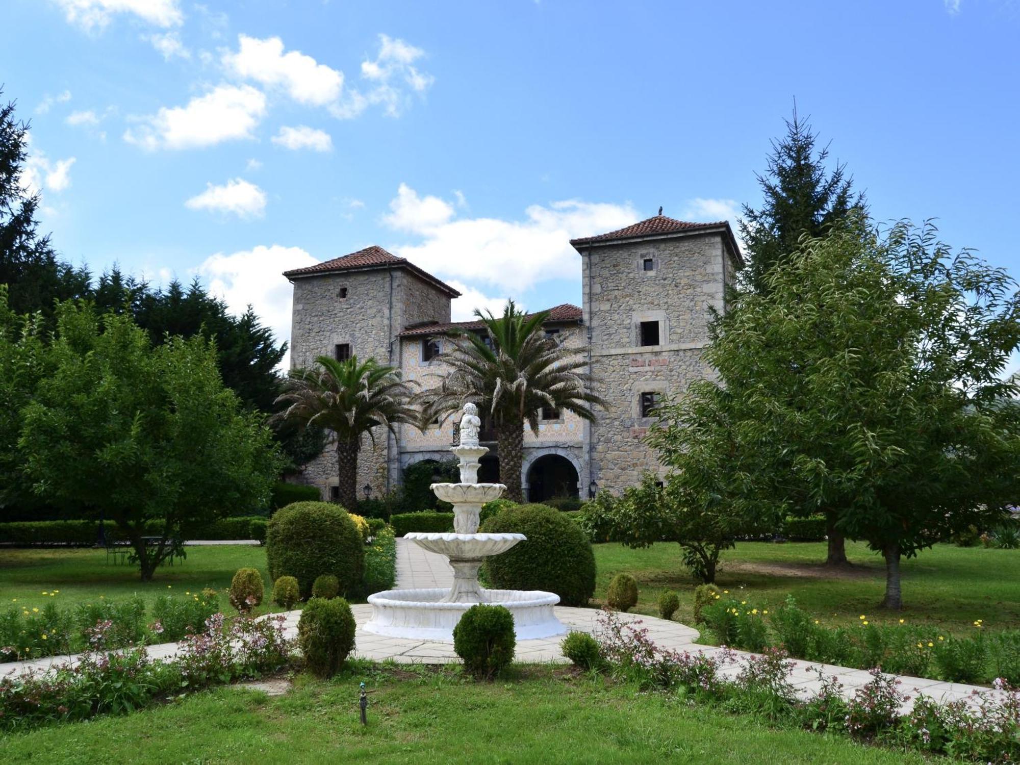 Akla Hotel Palacio Torre De Ruesga Calseca Dış mekan fotoğraf