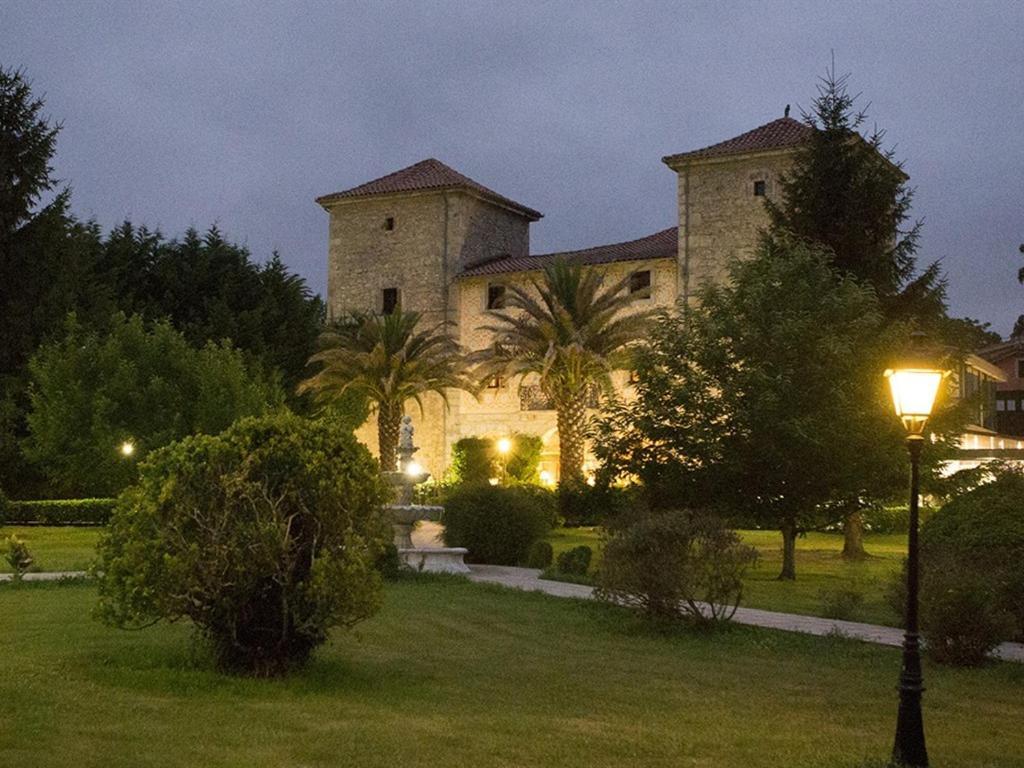Akla Hotel Palacio Torre De Ruesga Calseca Dış mekan fotoğraf
