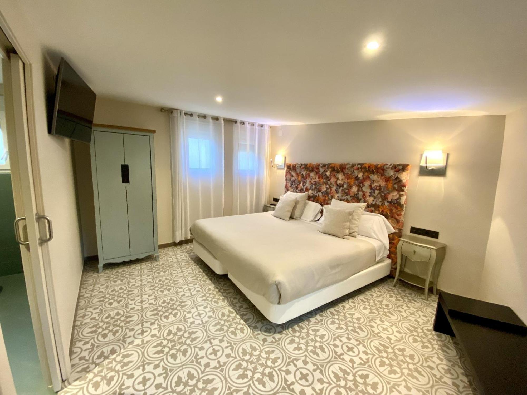 Akla Hotel Palacio Torre De Ruesga Calseca Oda fotoğraf